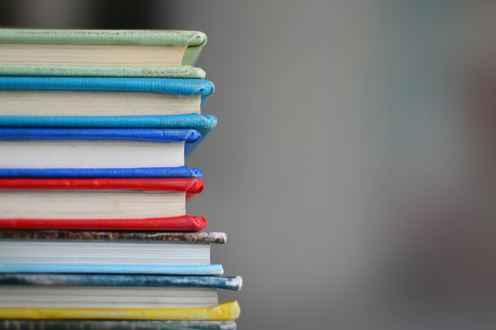 打造二手書香社區：舊書分享APP的開發與影響